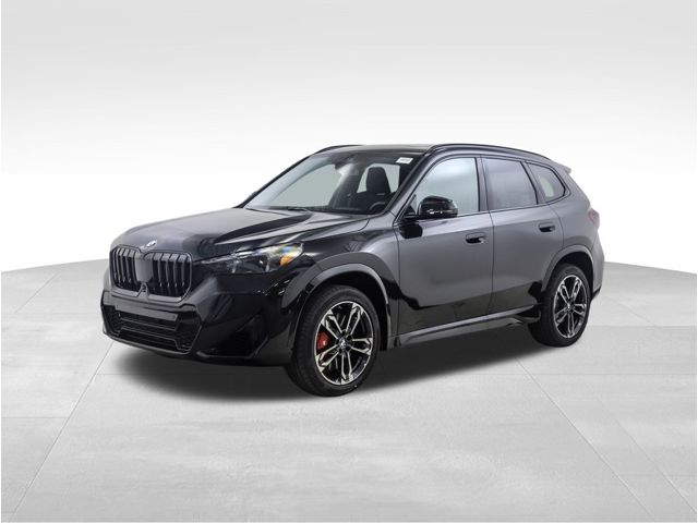 2026 BMW X1 28i's photo