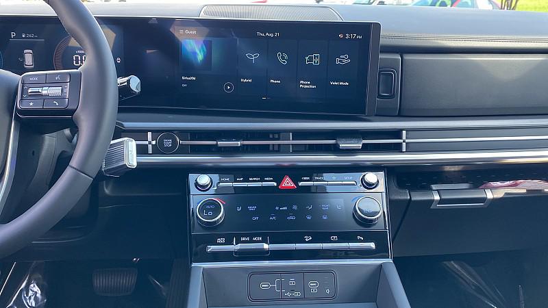 2026 Hyundai Santa Fe SEL photo 44