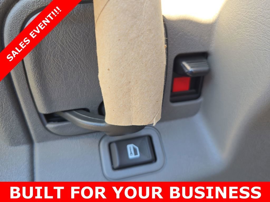 2025 Chevrolet Express 2500 Work Van Cargo photo 3