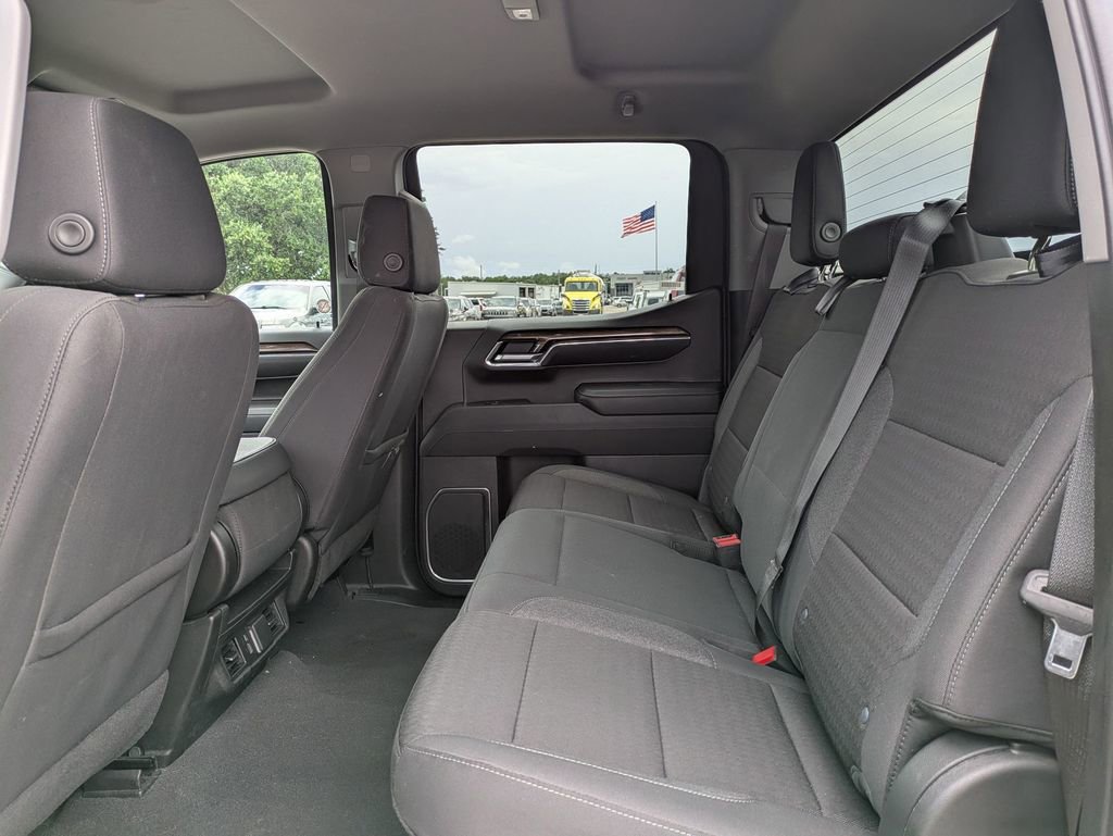 2024 Chevrolet Silverado 1500 LT photo 22