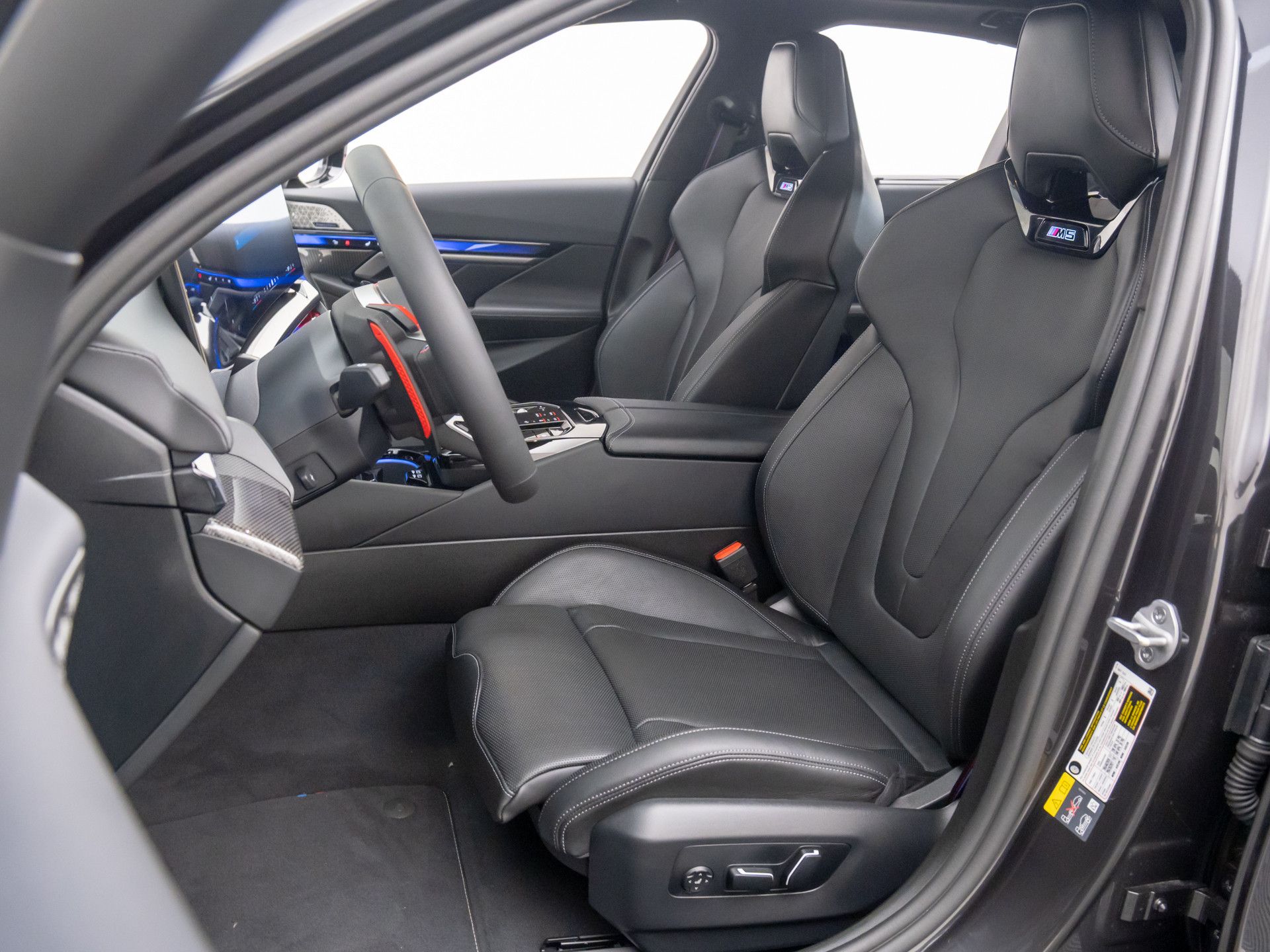 New 2026 Dark Graphite Metallic BMW Base image 16