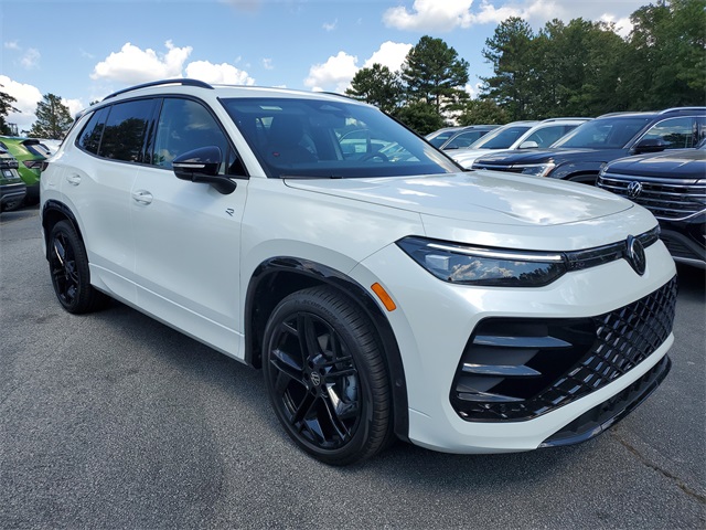 2025 Volkswagen Tiguan SE R-Line Black photo 3