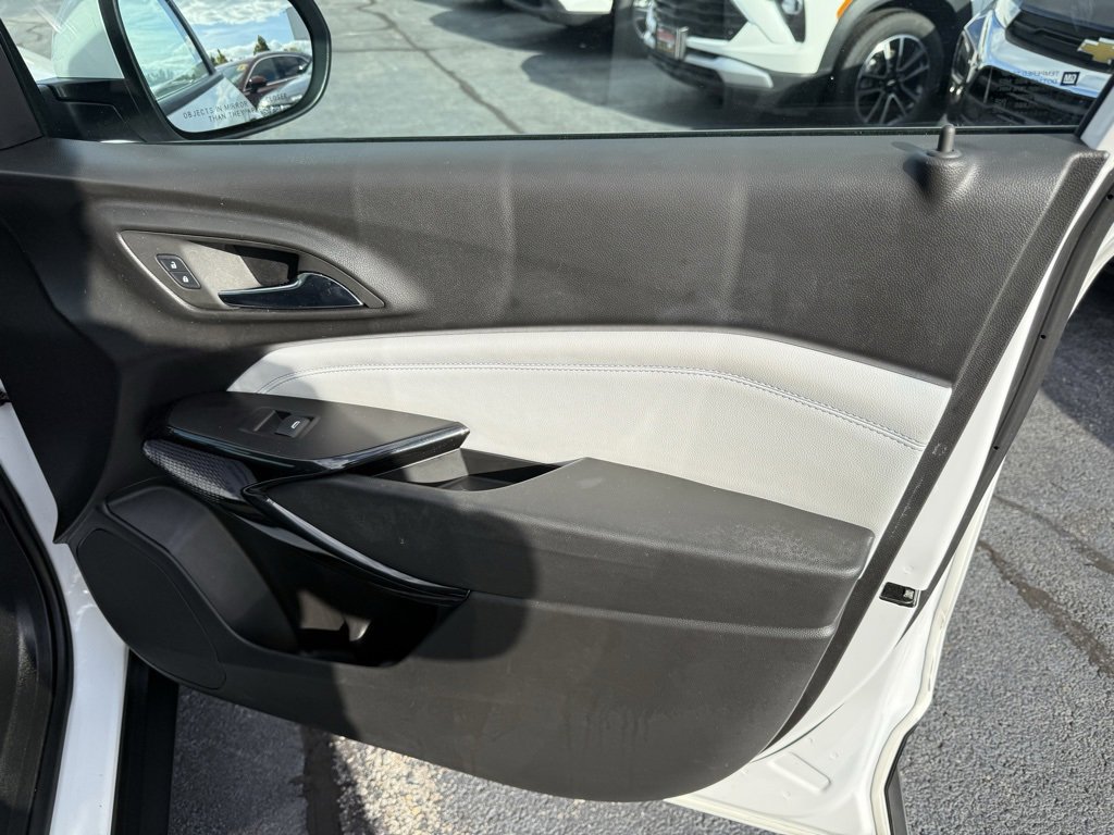 2024 Chevrolet Trax LT photo 11