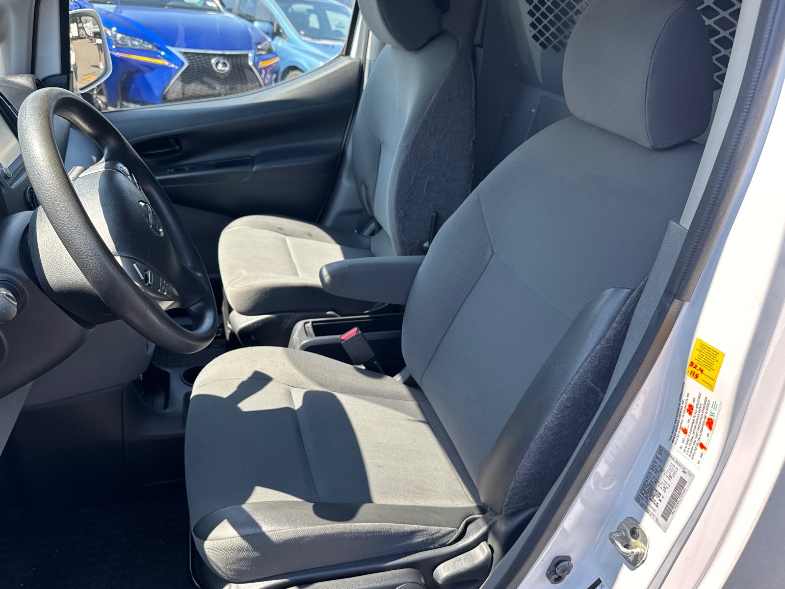 2020 Nissan NV200 SV photo 14