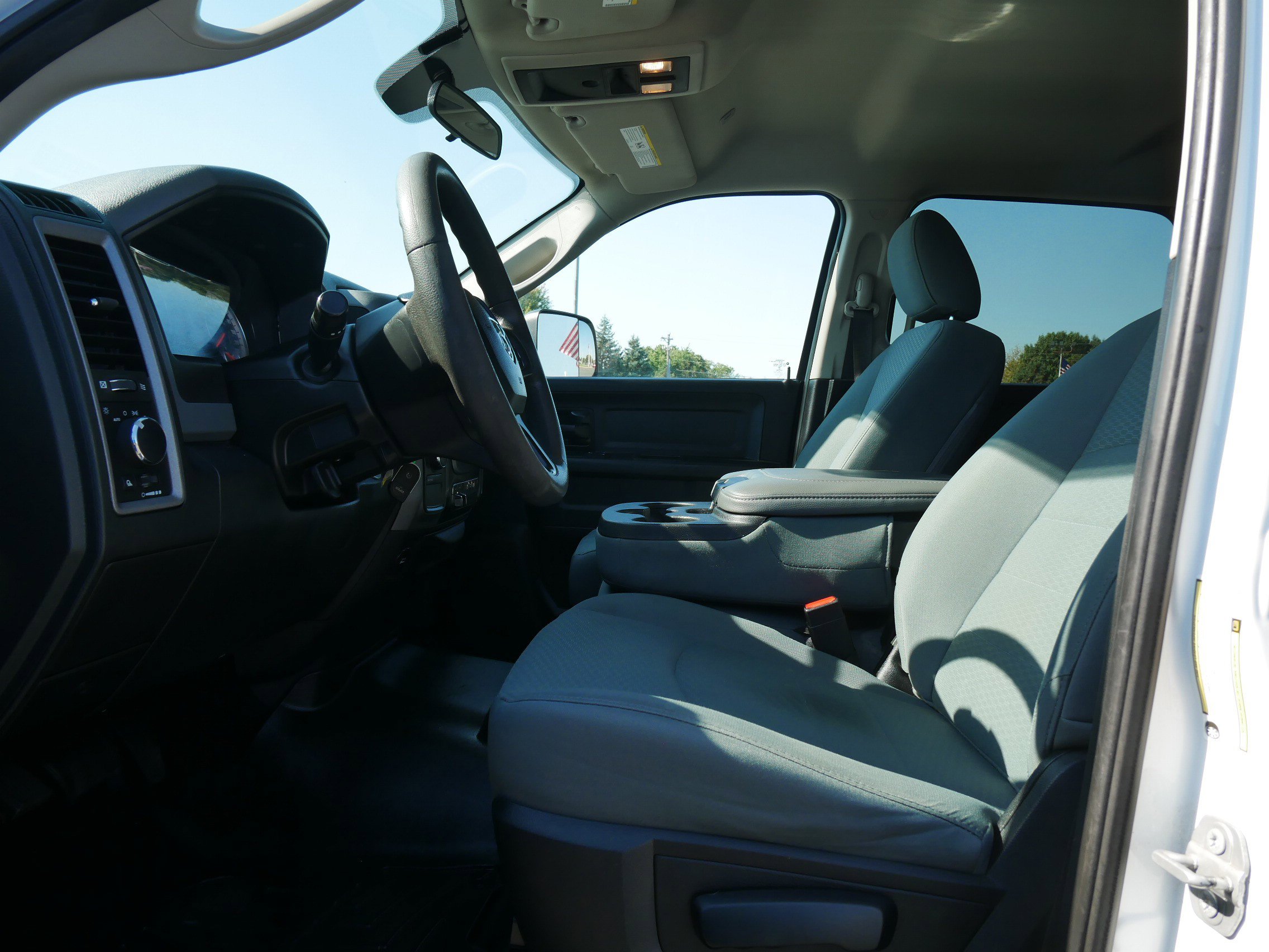 2018 Ram 2500 Tradesman photo 9
