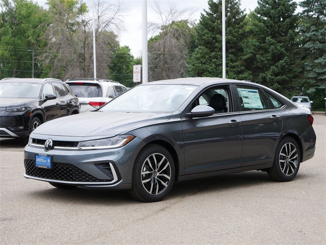 2025 Volkswagen Jetta 1.5T SE photo 3