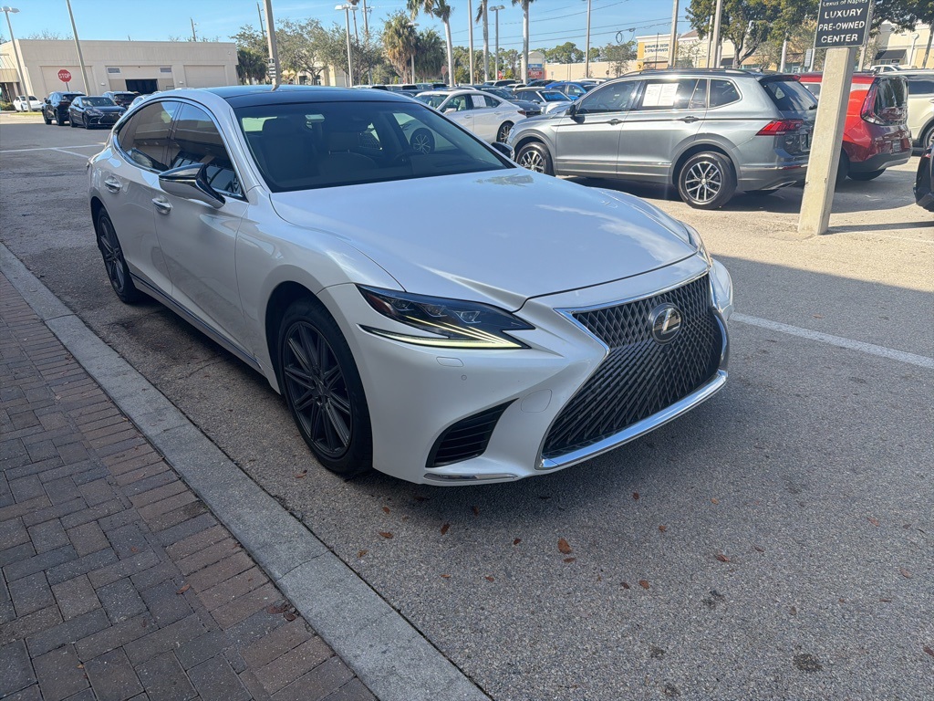 2019 Lexus LS Base's photo