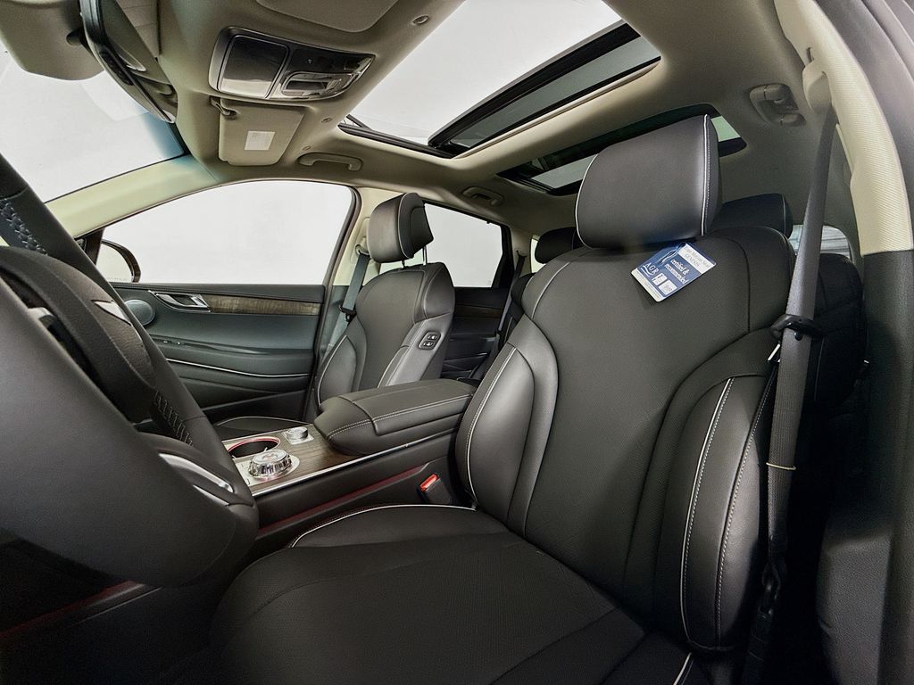 2025 Genesis GV80 2.5T Prestige photo 21