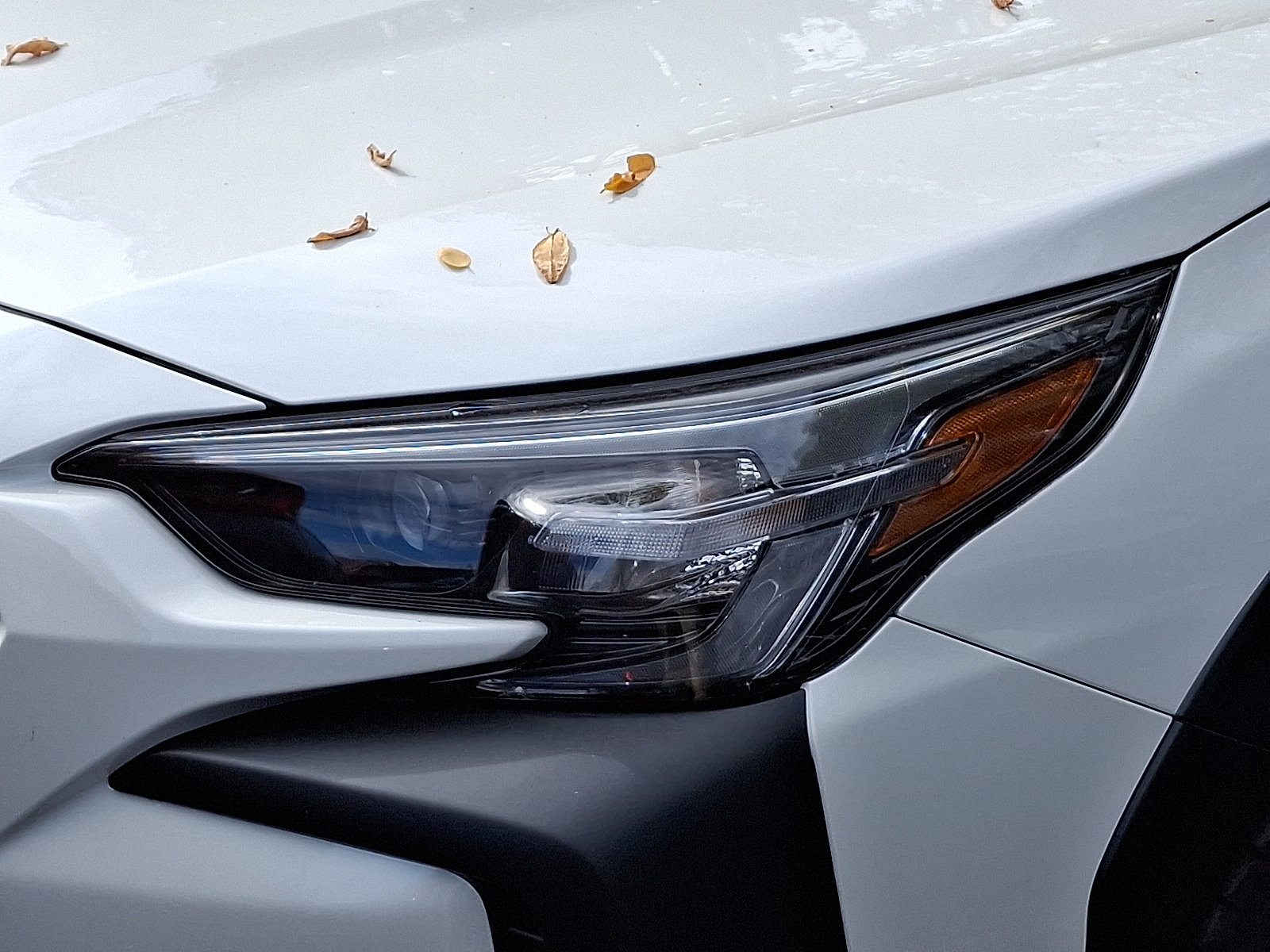 2025 Subaru Outback Premium photo 2