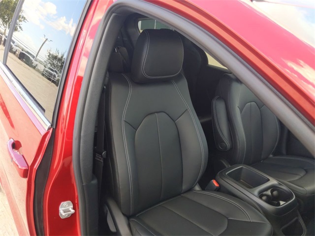 2026 Chrysler Pacifica photo 30