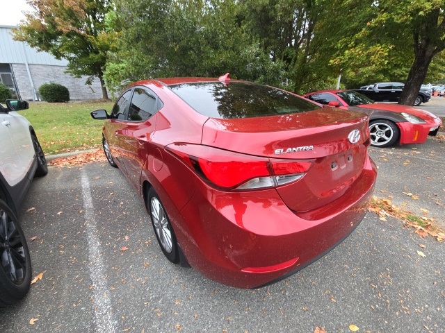 2016 Hyundai Elantra SE photo 3