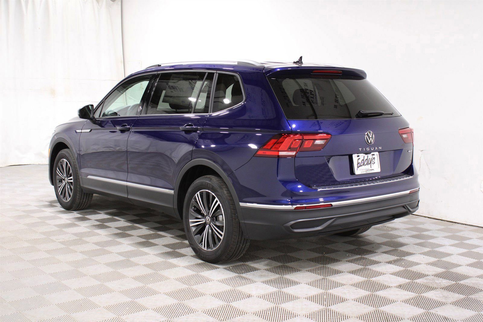 2024 Volkswagen Tiguan Wolfsburg Edition photo 26