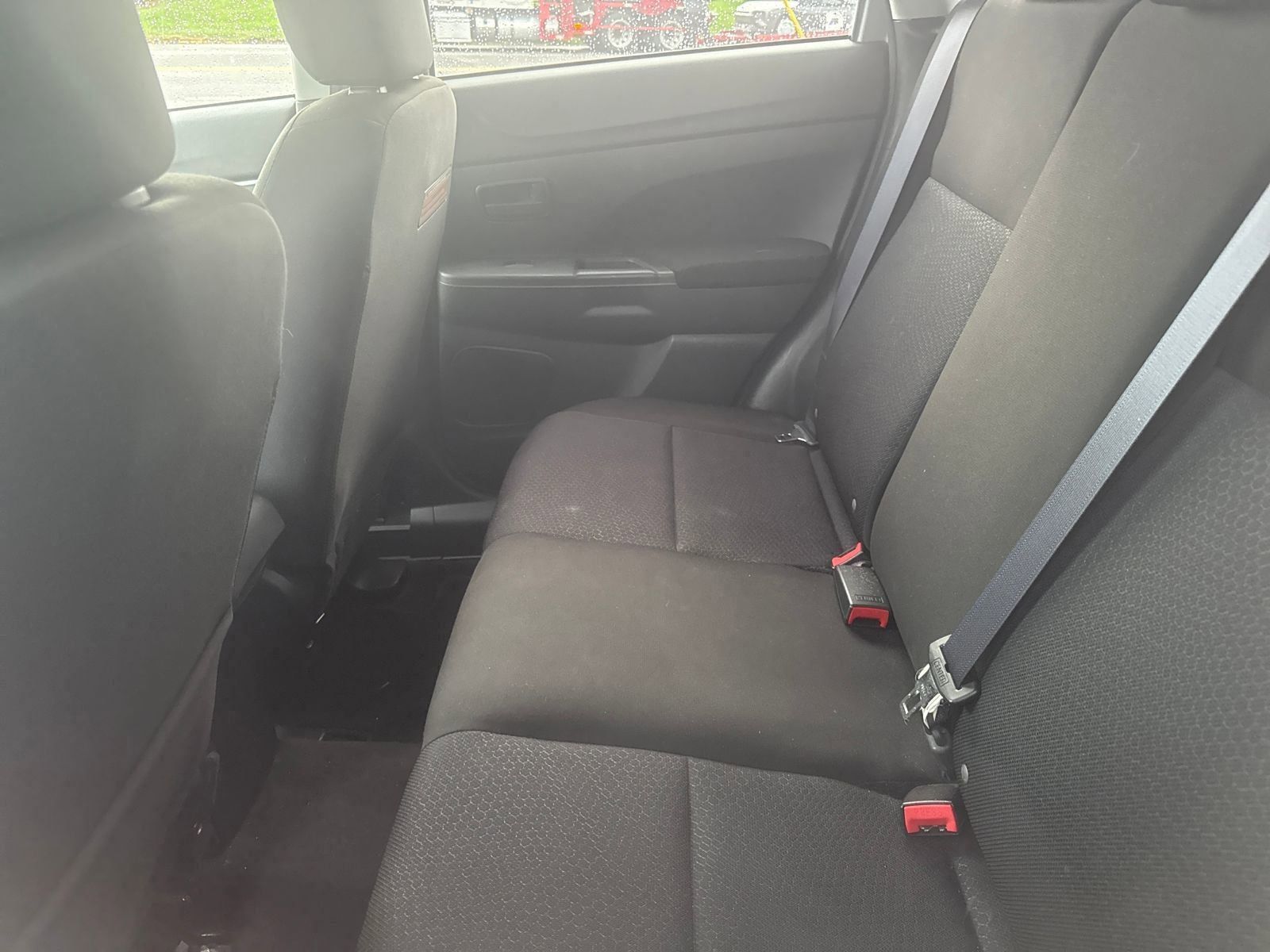 2012 Mitsubishi Outlander Sport ES photo 9