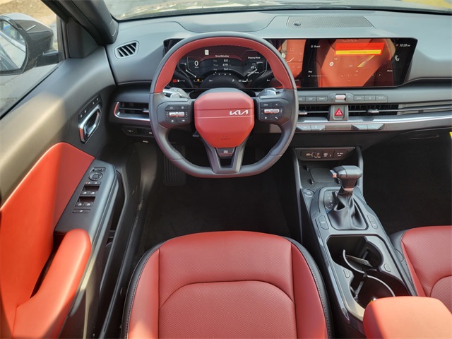 2025 Kia K4 GT-Line photo 22