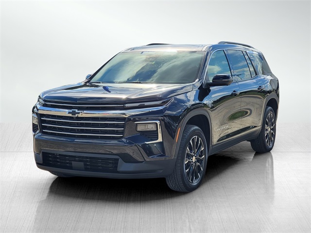2025 Chevrolet Traverse photo 8
