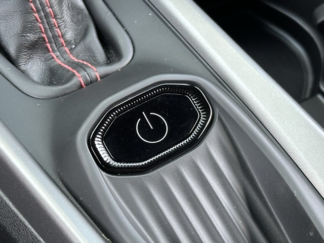 2025 Dodge Charger R/T photo 10