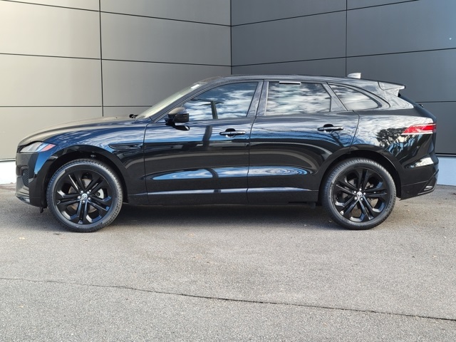 2024 Jaguar F-PACE P250 R-Dynamic S photo 2