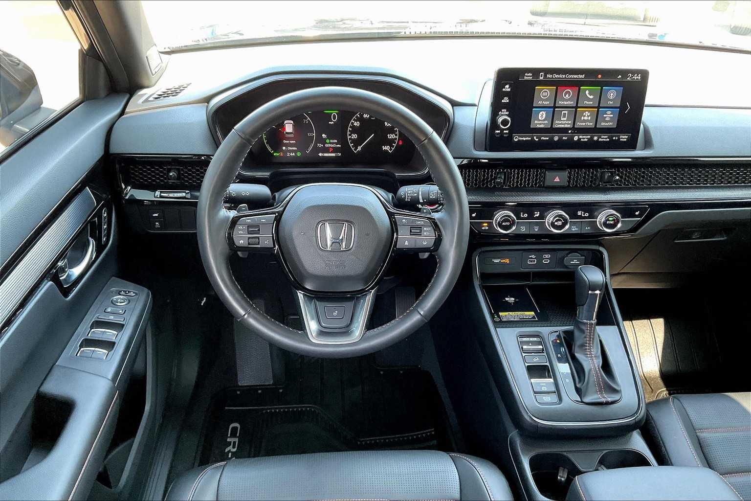 2025 Honda CR-V Hybrid Sport Touring photo 5