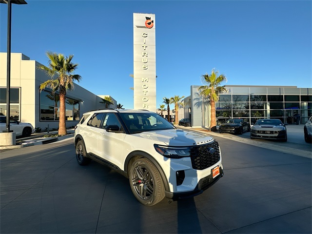 2026 Ford Explorer ST's photo