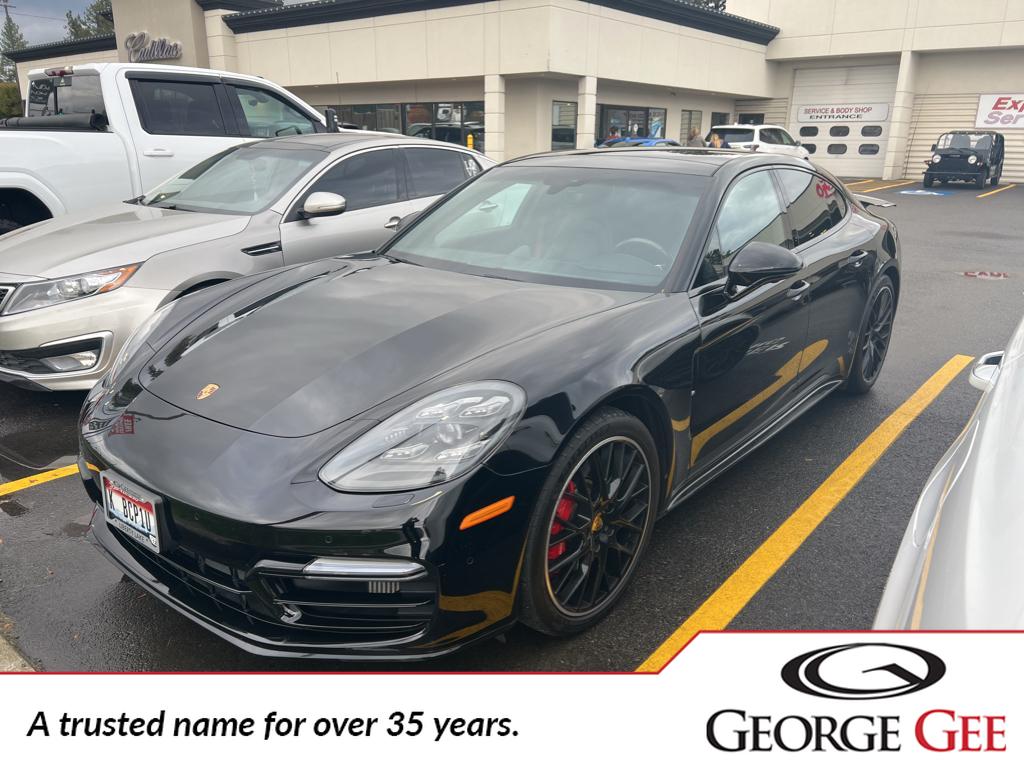 2017 Porsche Panamera Turbo