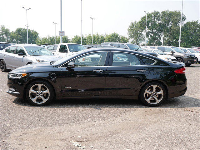 2017 Ford Fusion Energi Platinum photo 4