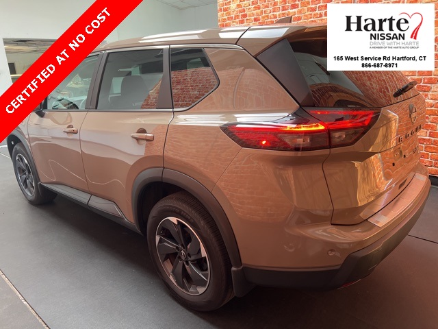2024 Nissan Rogue SV photo 4