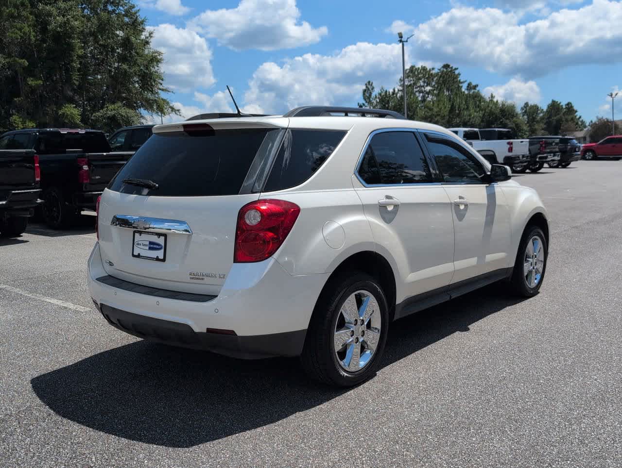 2014 Chevrolet Equinox LT photo 3