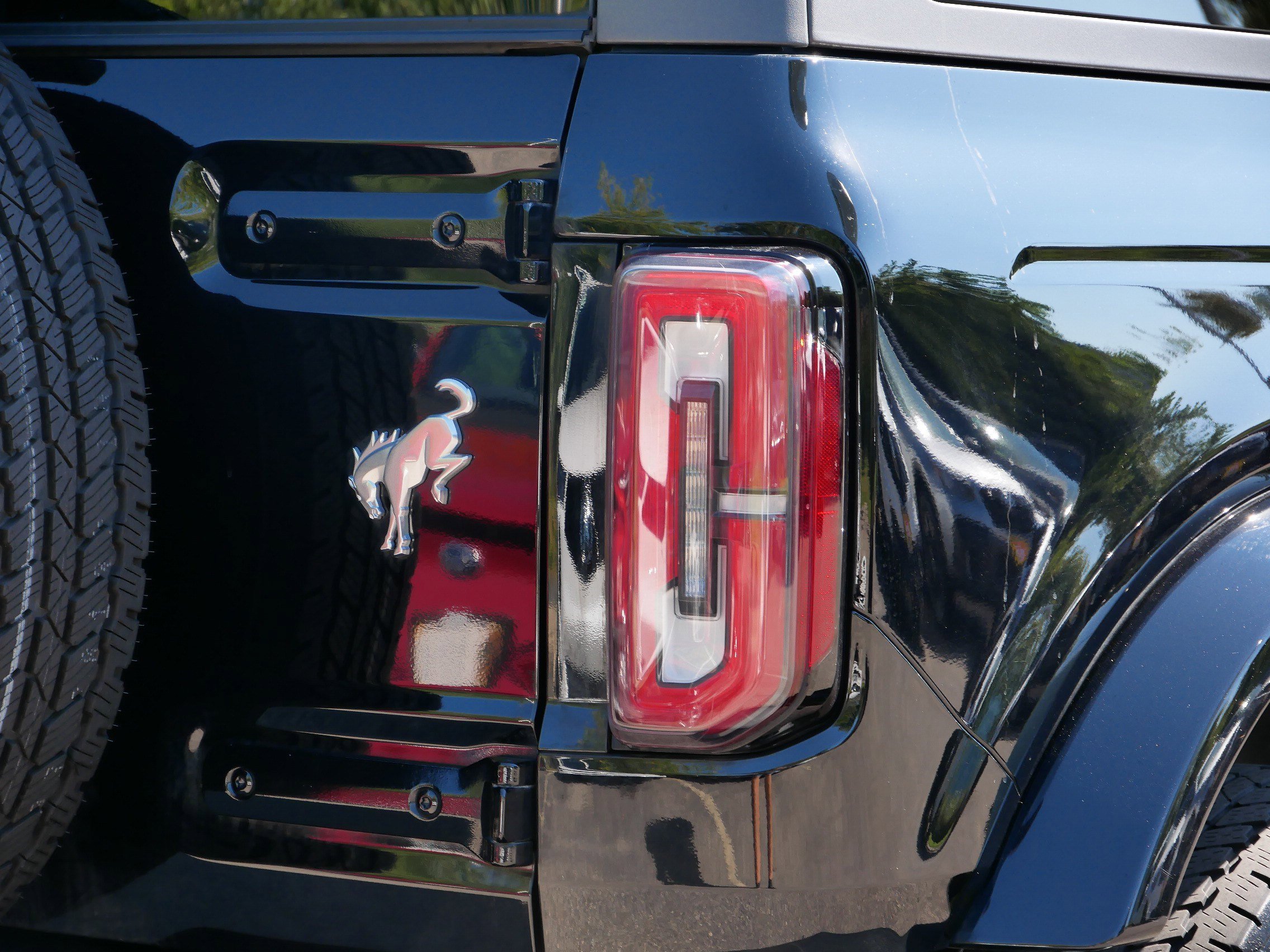 2022 Ford Bronco Outer Banks photo 17