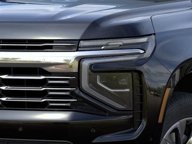 2025 Chevrolet Suburban Premier photo 10