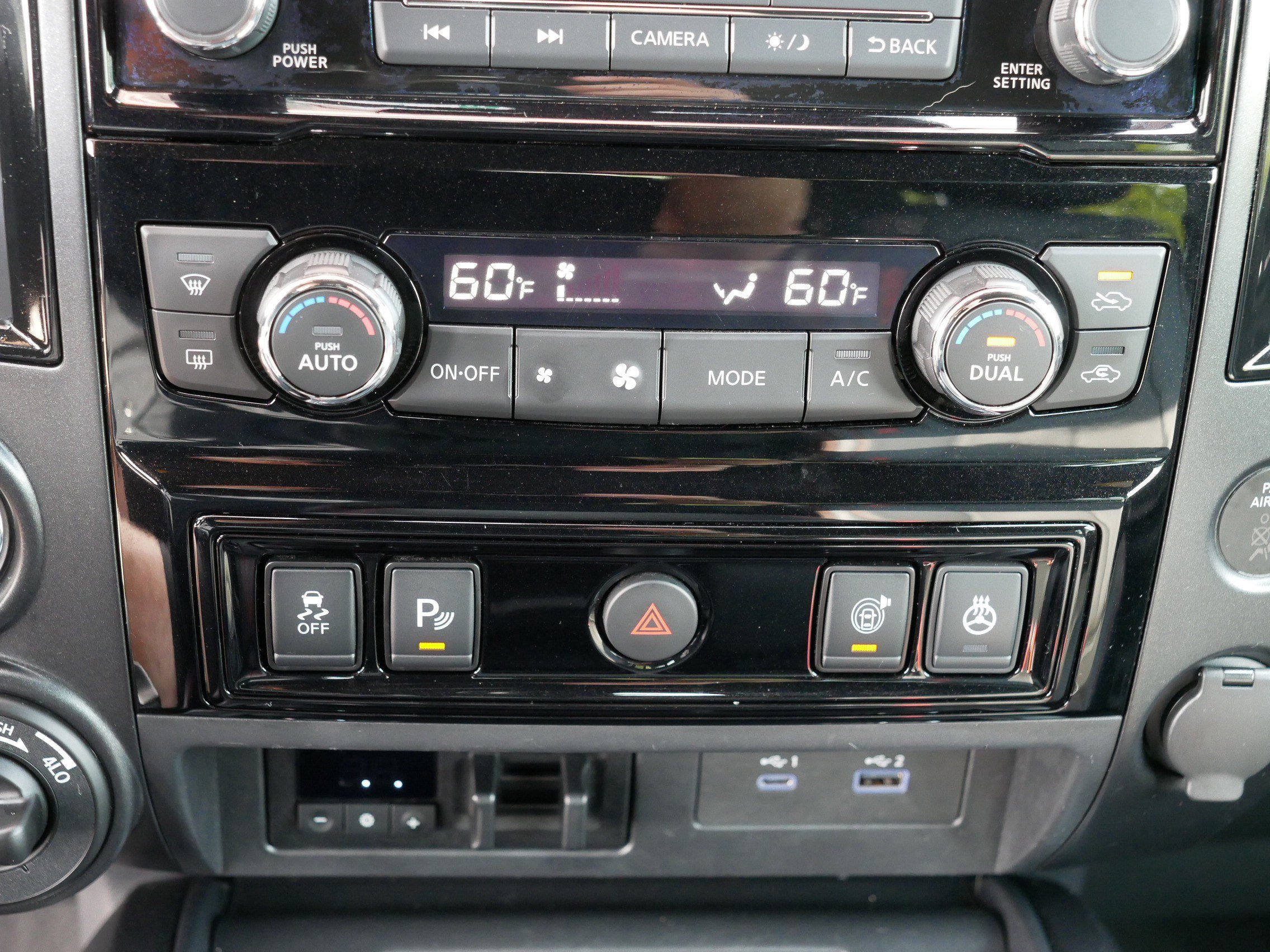 2021 Nissan Titan PRO-4X photo 22