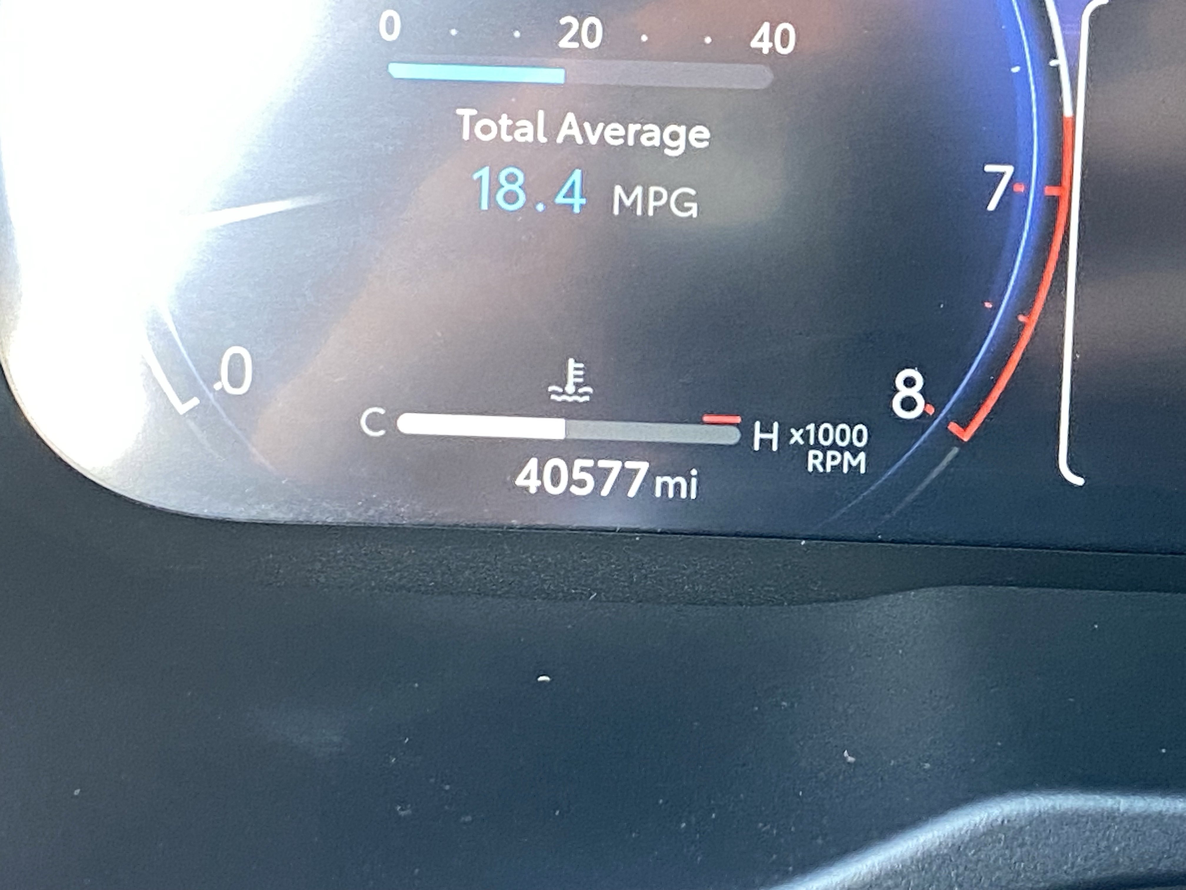 2023 Toyota RAV4 Limited photo 4