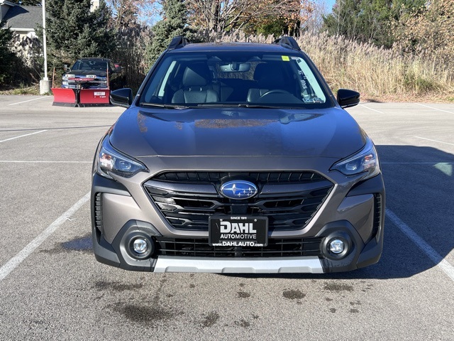 2023 Subaru Outback Limited photo 2