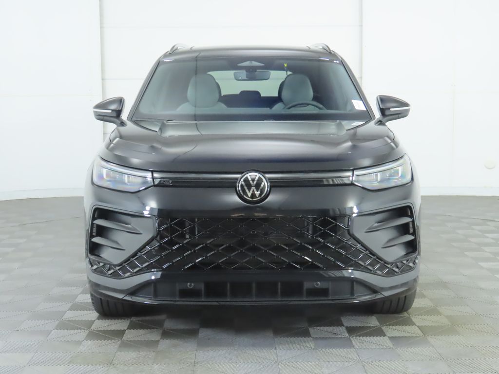 2025 Volkswagen Tiguan SE R-Line Black photo 2