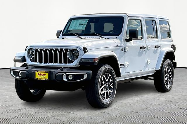 2025 Jeep Wrangler Sahara photo 2