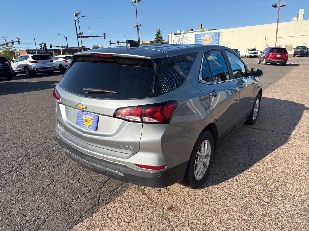 2024 Chevrolet Equinox LT photo 11