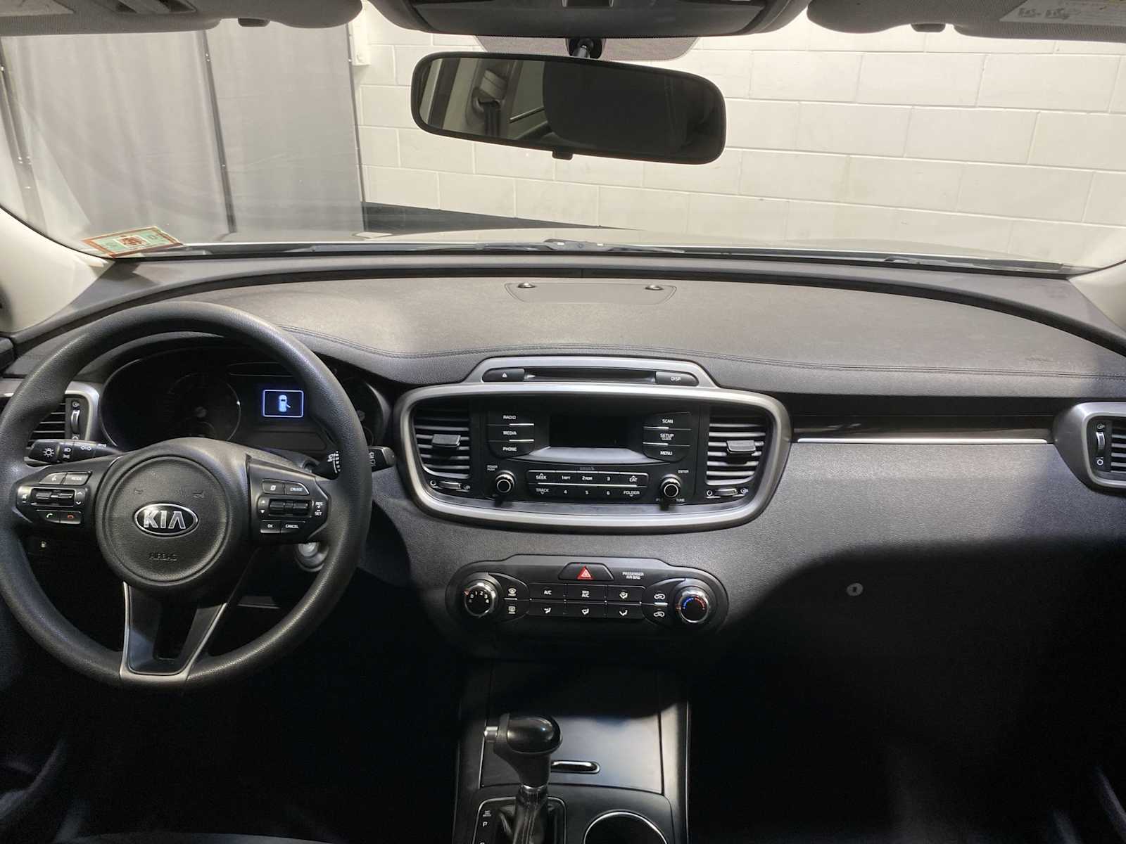 2016 Kia Sorento L photo 9