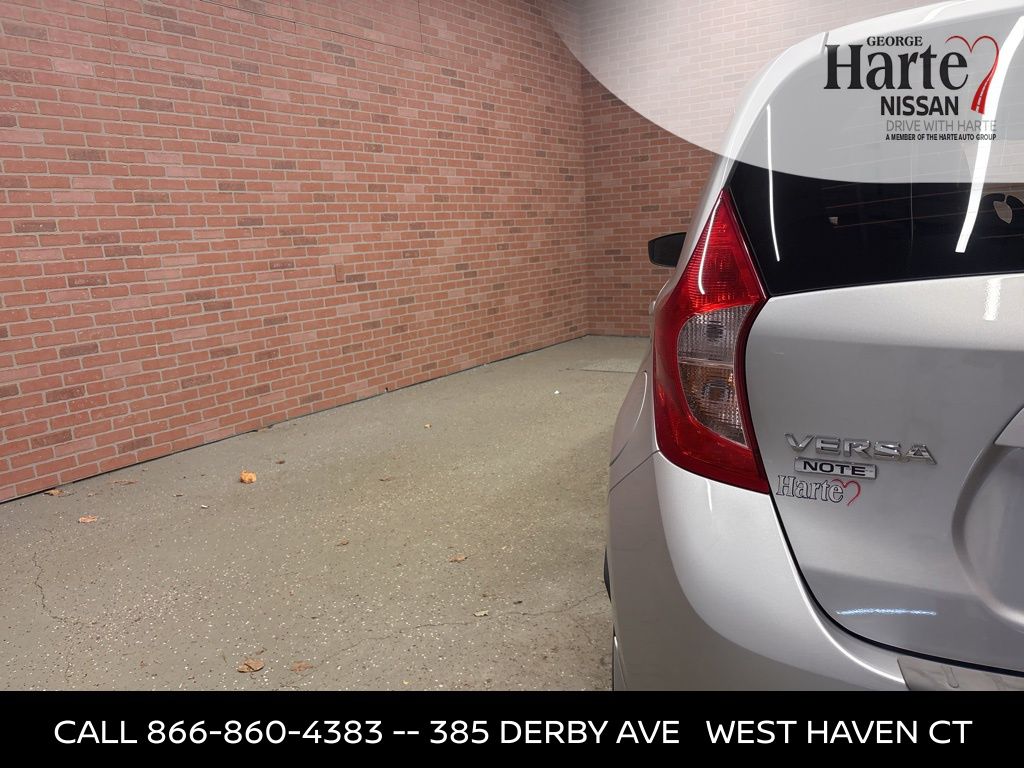 2015 Nissan Versa Note SV photo 33
