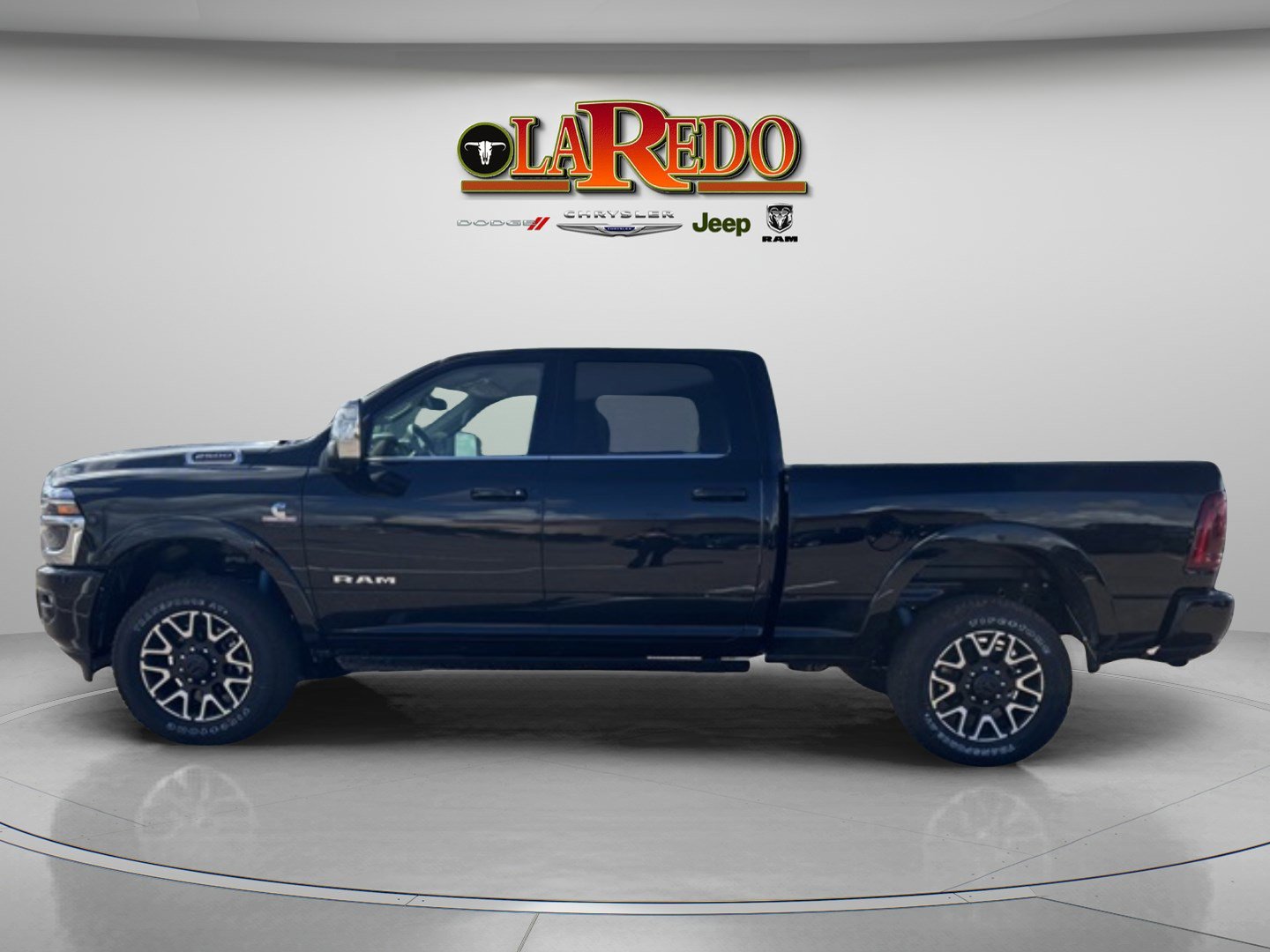 2026 Ram 2500 Longhorn photo 4