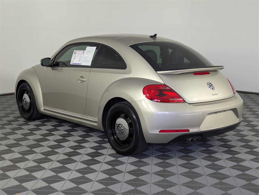 2016 Volkswagen Beetle 1.8T SE photo 4