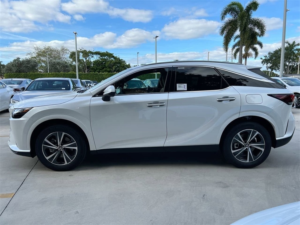 2026 Lexus RX 350h Premium photo 2