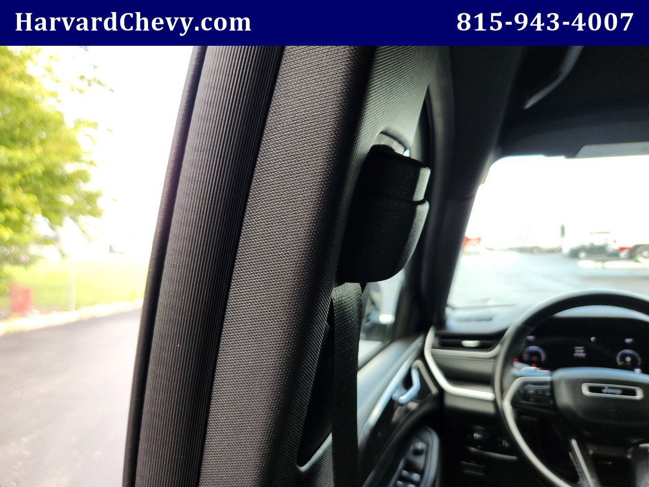 2022 Jeep Grand Cherokee Altitude photo 27