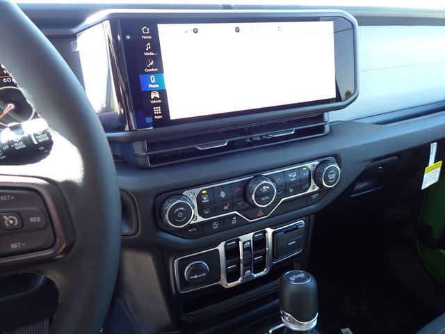 2025 Jeep Wrangler Sport S photo 17
