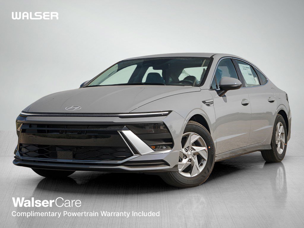 2026 Hyundai Sonata SE's photo