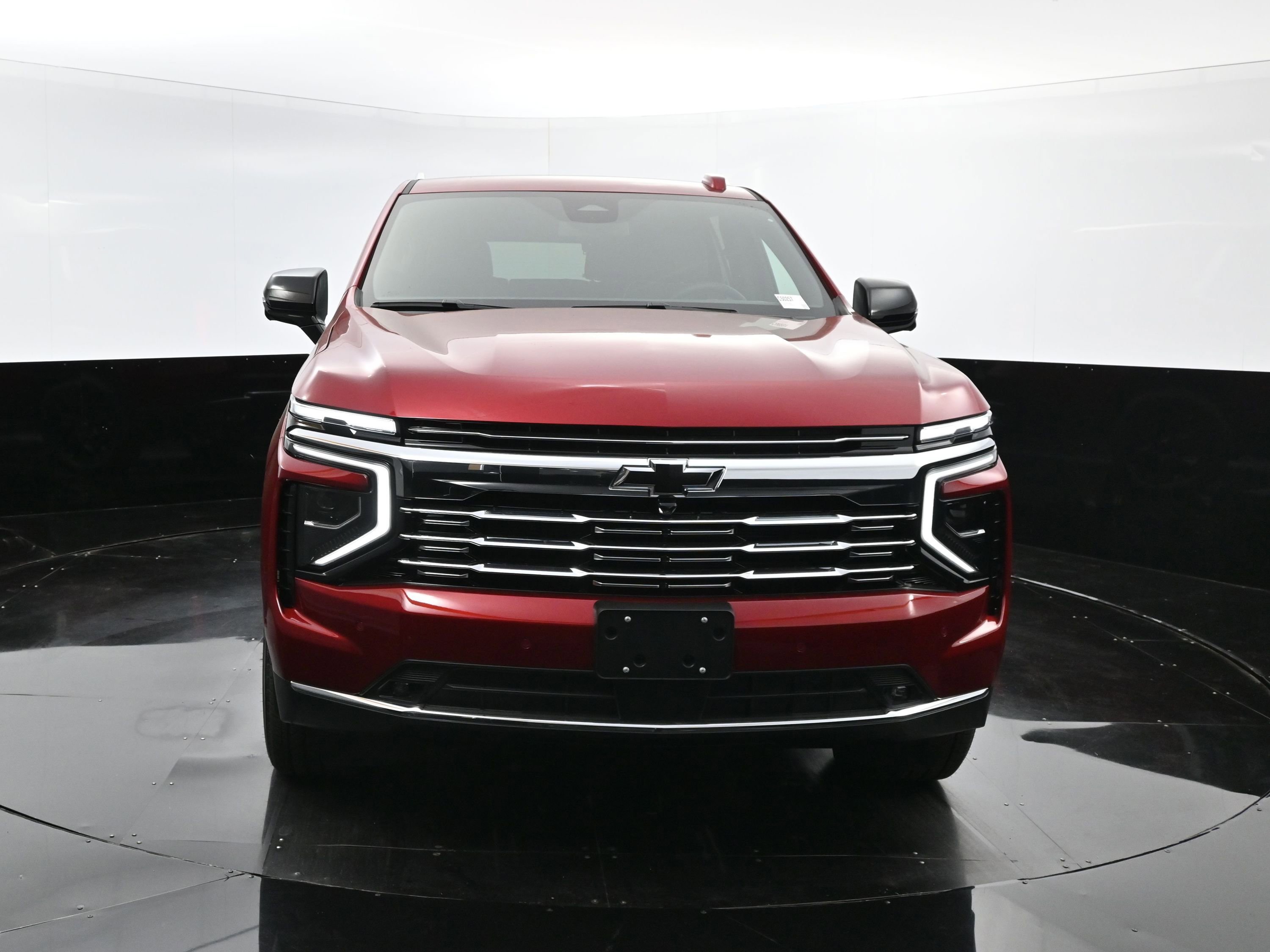 2025 Chevrolet Tahoe Premier photo 2