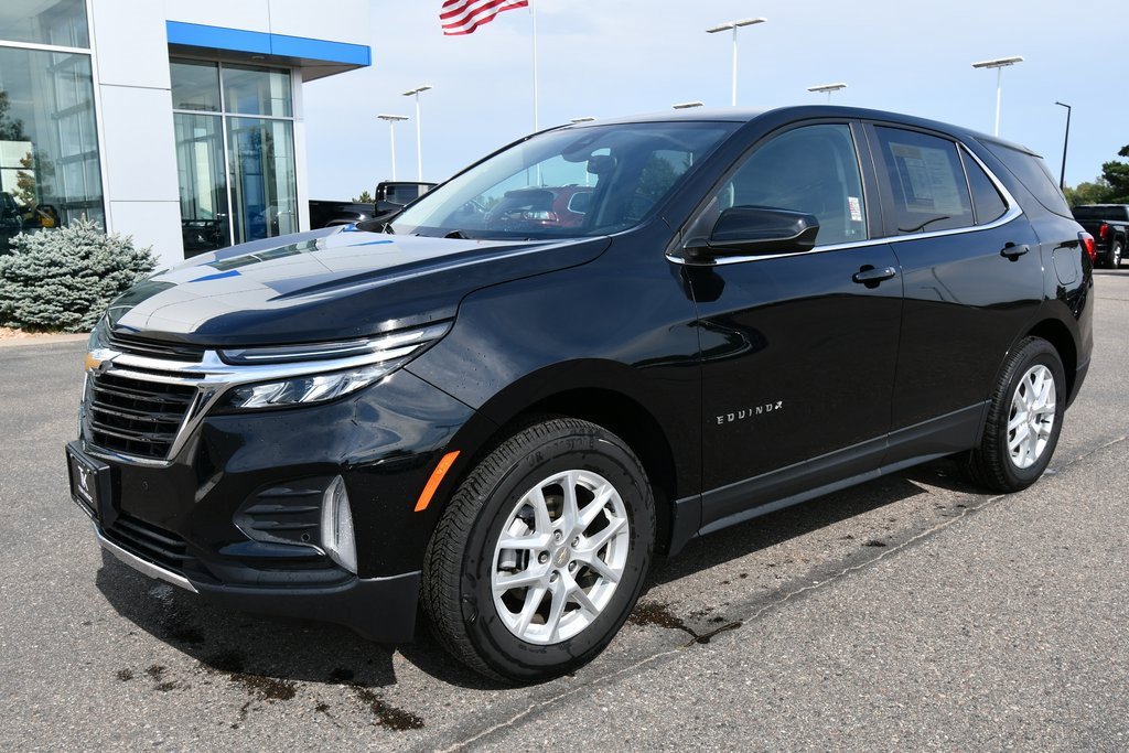 Used 2024 Chevrolet Equinox LT with VIN 3GNAXUEG8RL340825 for sale in North Branch, Minnesota