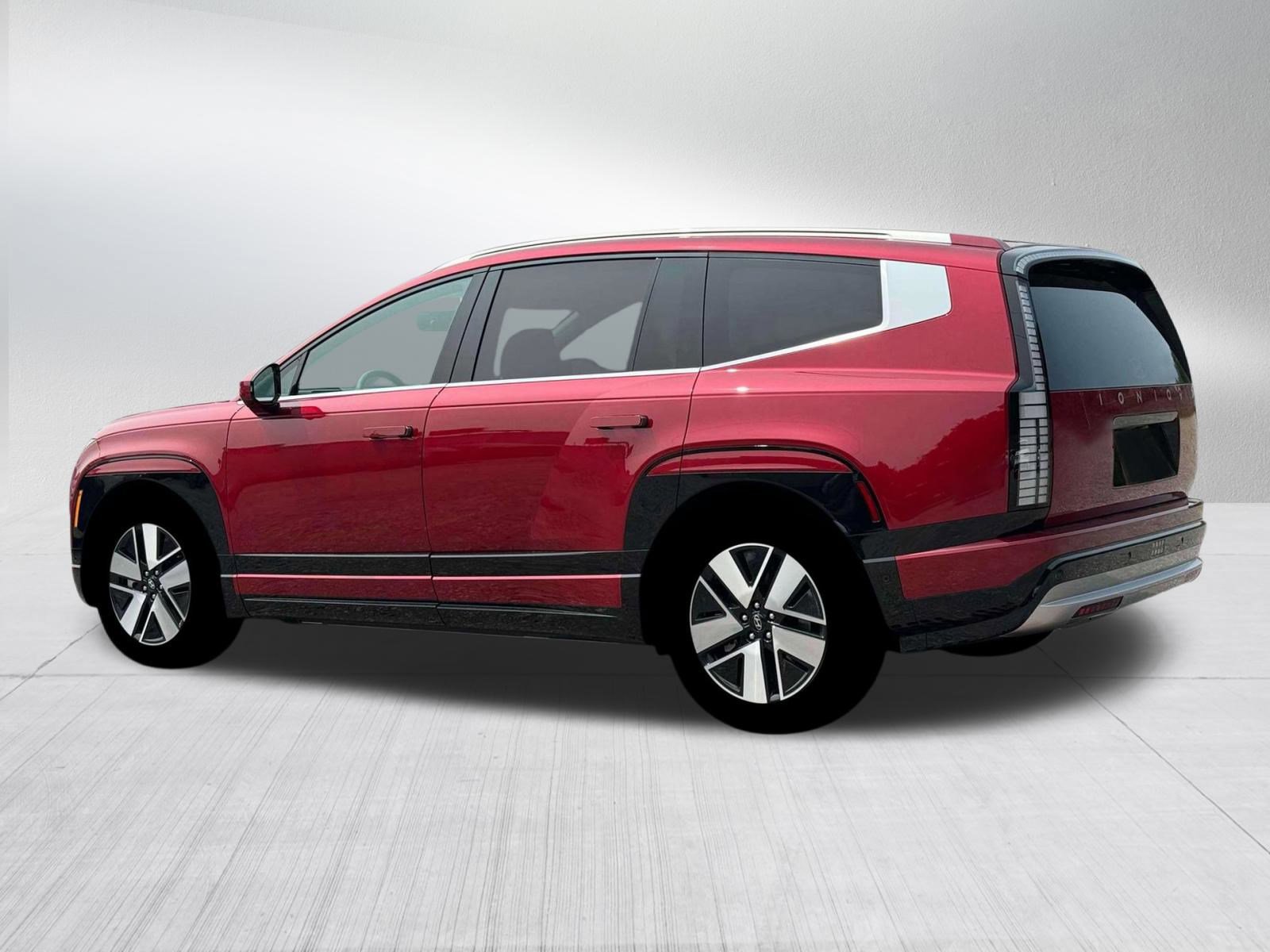 2026 Hyundai Ioniq SEL photo 4