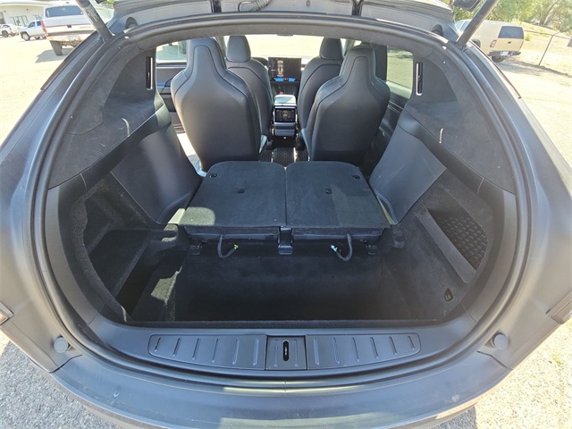 2022 Tesla Model X Plaid photo 7