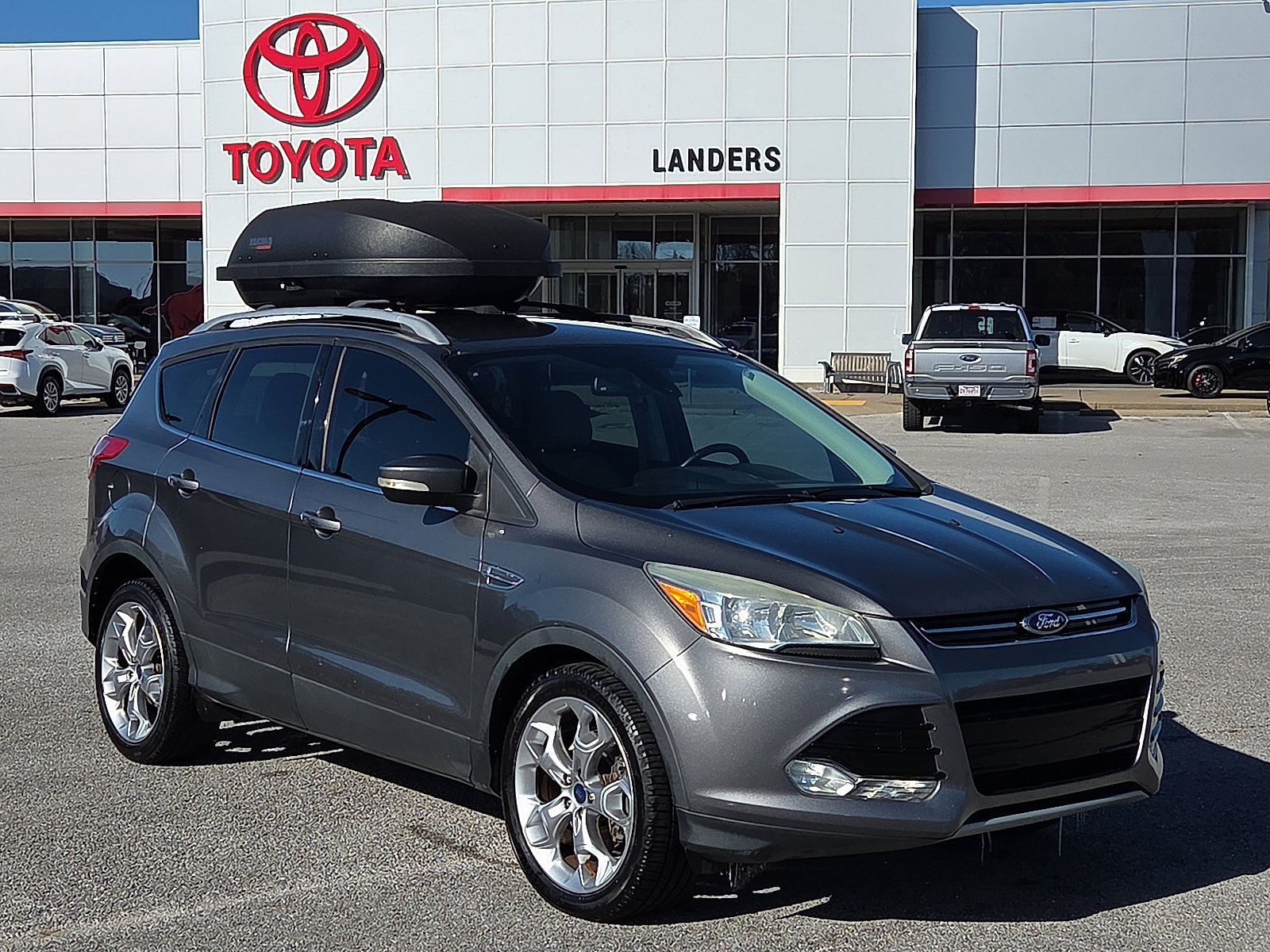 2014 Ford Escape Titanium's photo