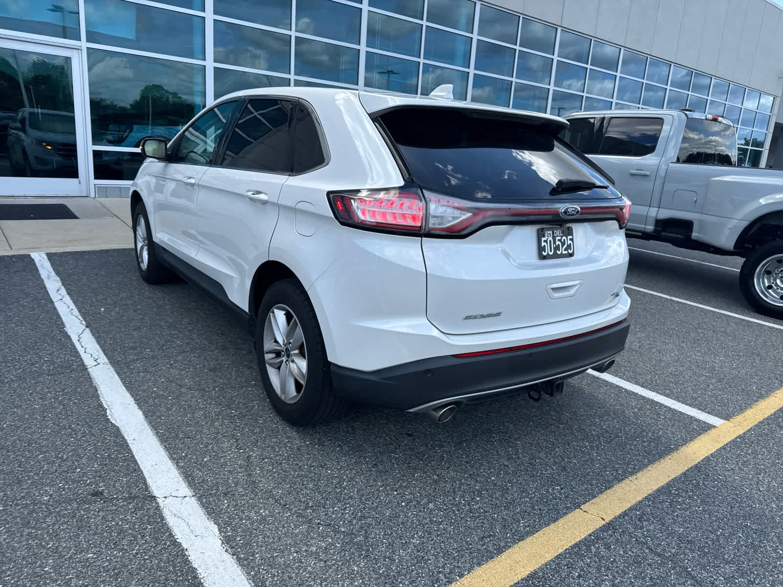 2015 Ford Edge SEL photo 5
