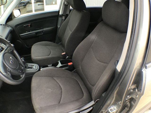 2013 Kia Soul Base photo 2
